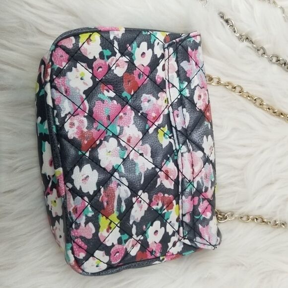 Floral crossbody bag with chain strap - Picture 4 of 13